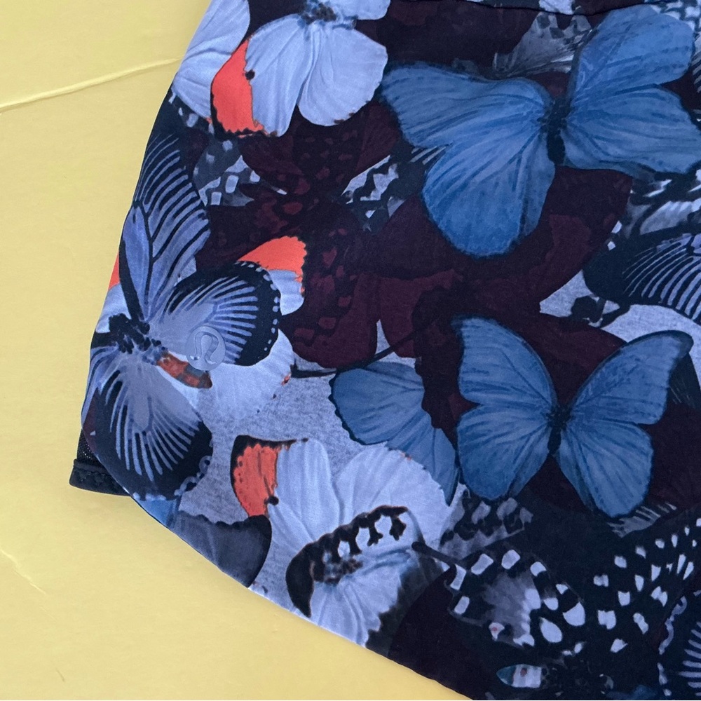 Lululemon Go the Distance REVERSIBLE shorts 12 BIGGIE SO FLY BUTTERFLY PIZZAZZ - Picture 4 of 6